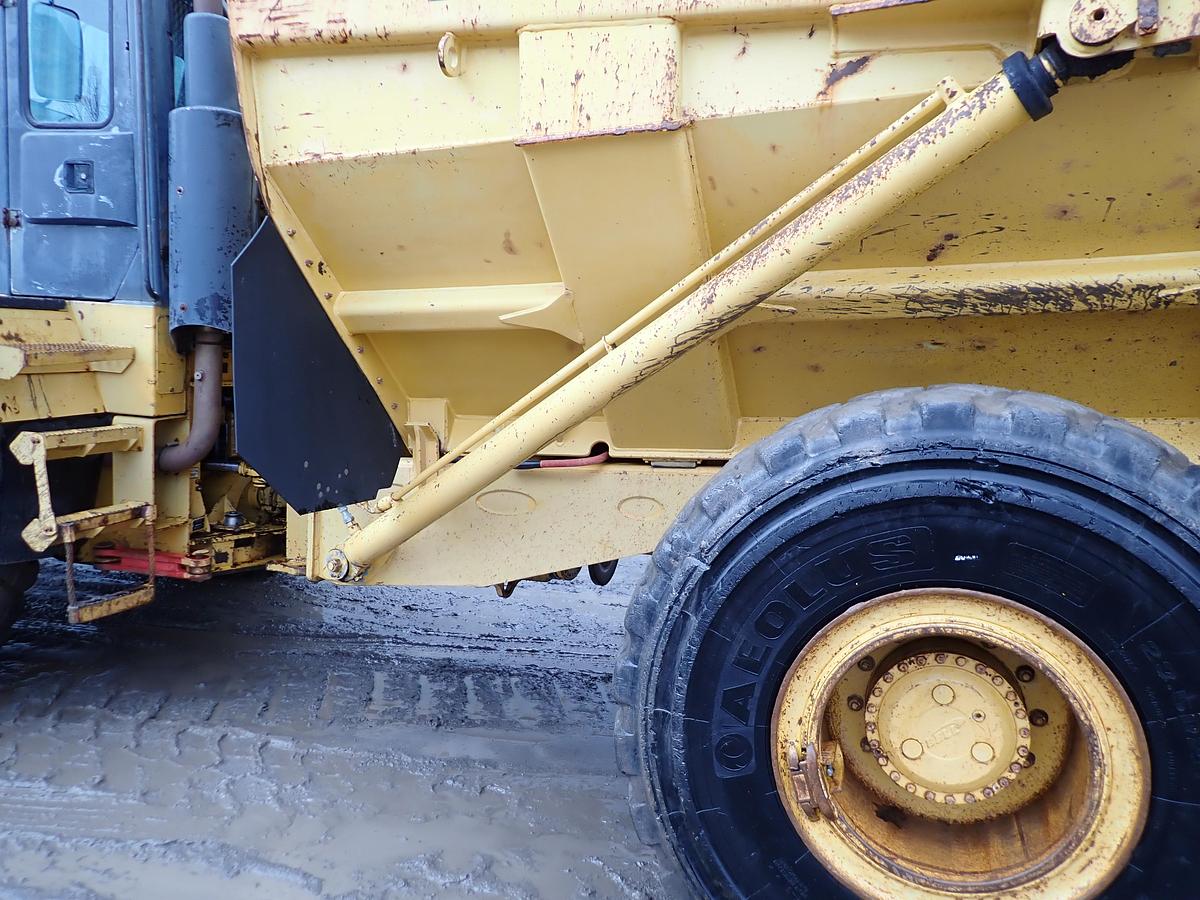 Used 2000 John Deere 300C Articulated Haul Truck