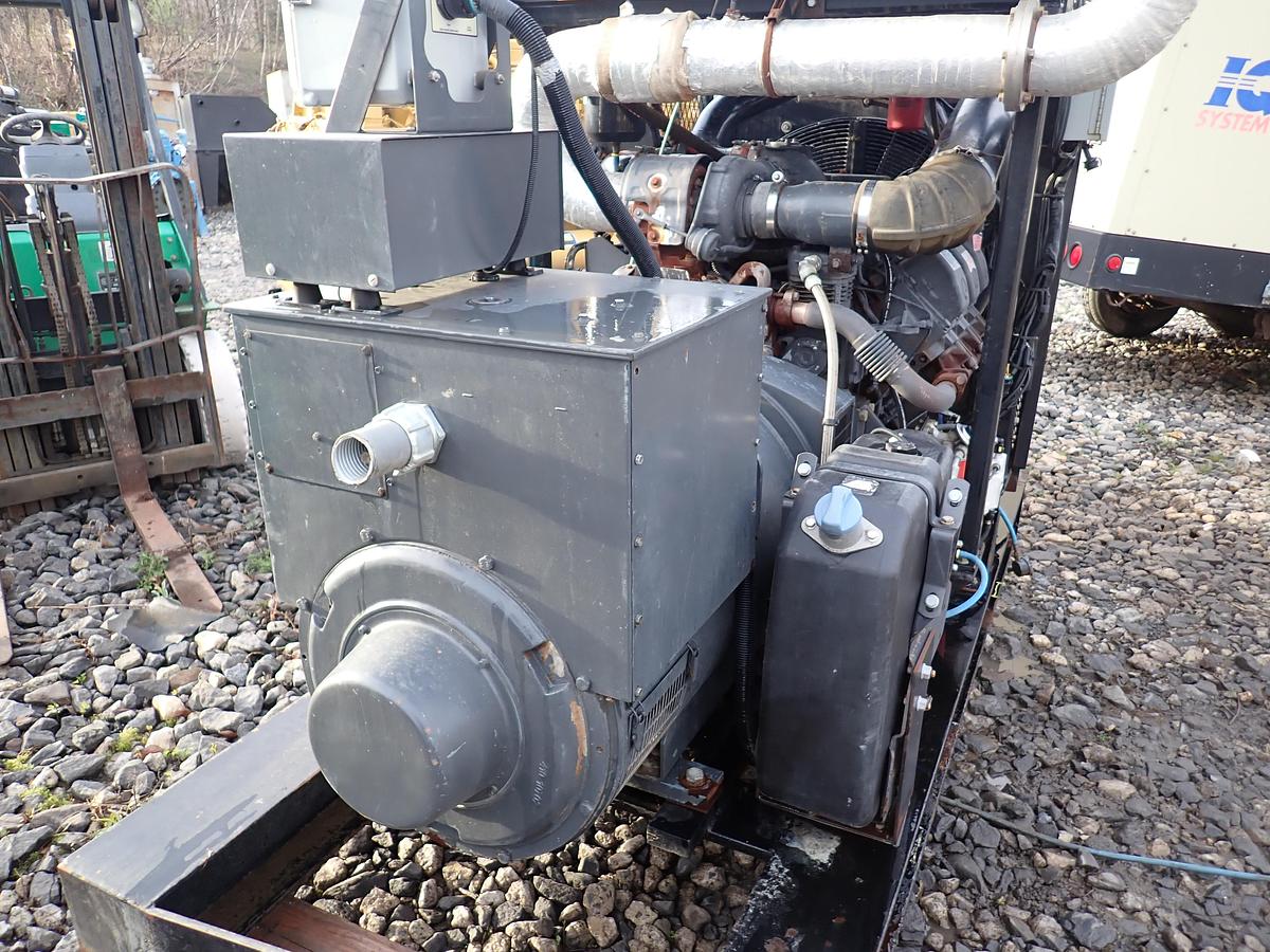 Used 2014 Stamford 350 KW Generator Set LOW HOURS