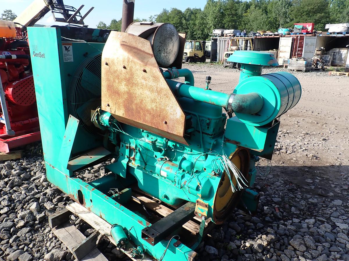 Used Komatsu S6D110-1 Turbo Diesel Engine 341 HOURS!