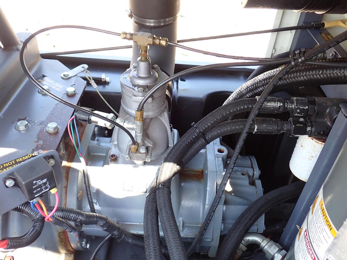 Used 2014 Atlas Copco XAS300 JDU7 300 CFM Air Compressor