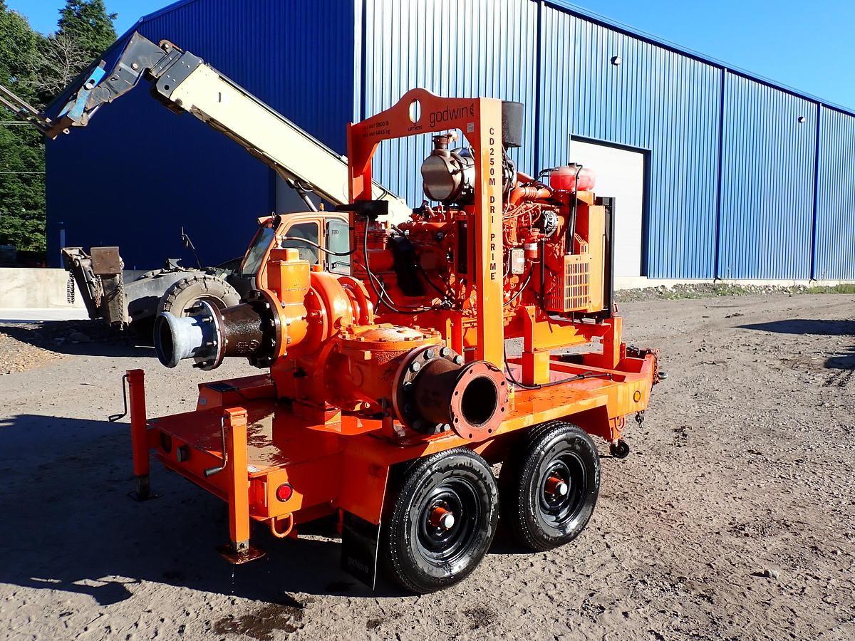 Used 2014 Godwin CD250M 10" Water Pump