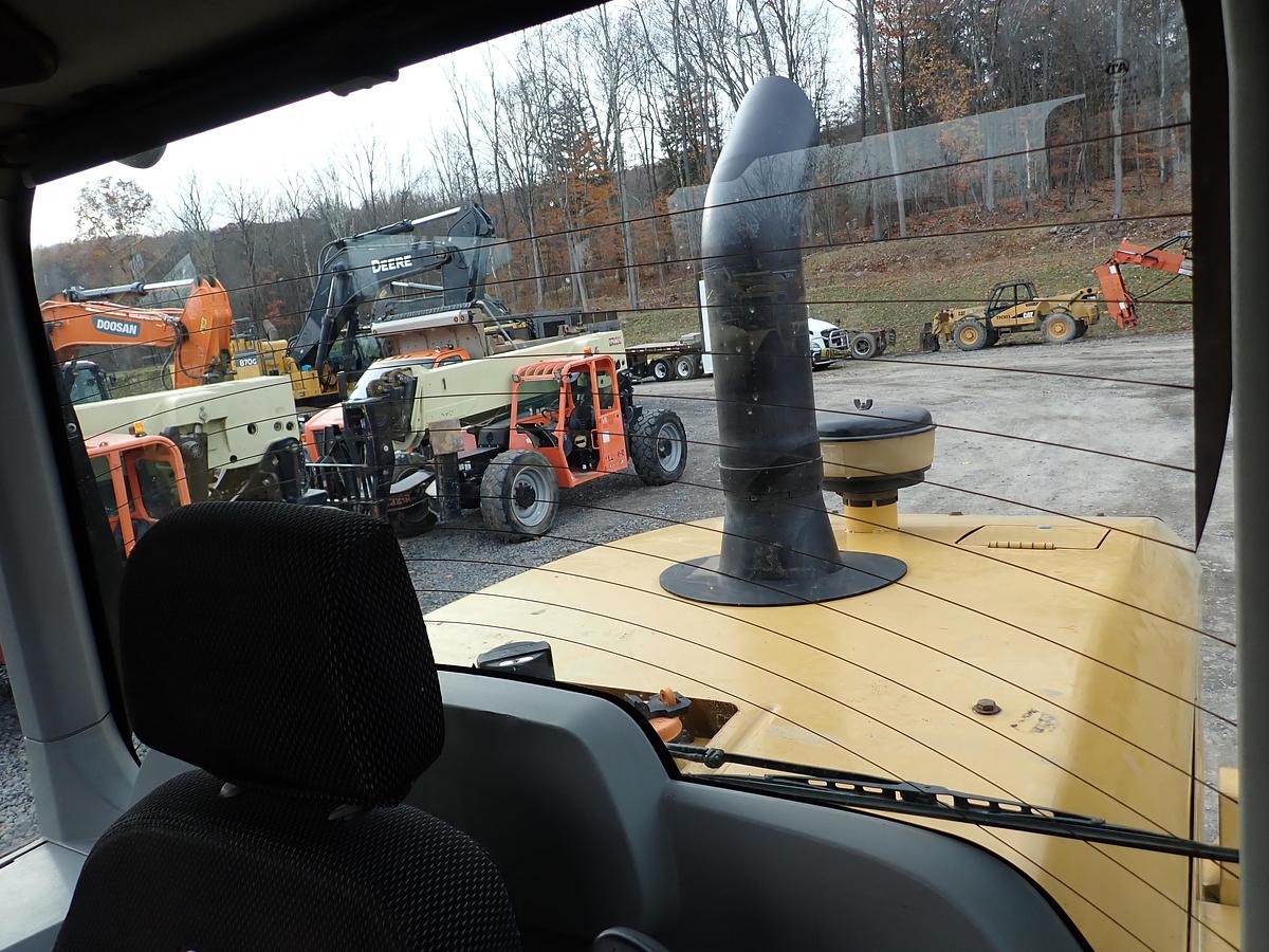 Used 2019 CAT 938M Wheel Loader 