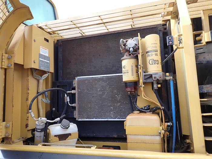 Used 2003 CAT 330CL Hydraulic Excavator