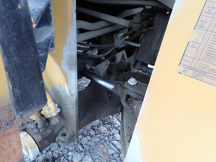 Used Dresser 530 Wheel Loader w/ FORKS & BUCKET