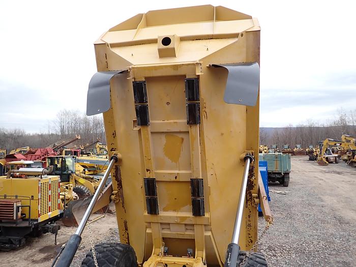 Used 2013 Caterpillar 740B Articulated Haul Truck w/ TAILGATE!