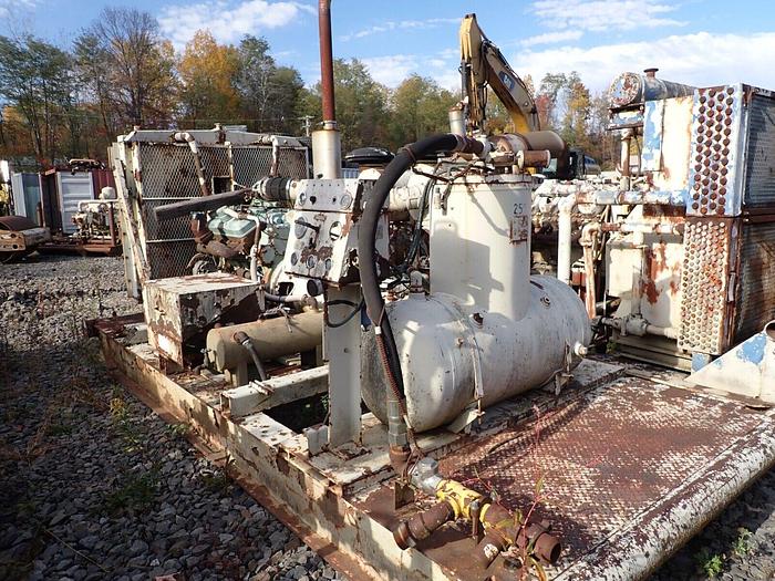 Used Quincy 850/200 Air Compressor 850 CFM Detroit Diesel 8V71 Skid Mounted 200 PSI!
