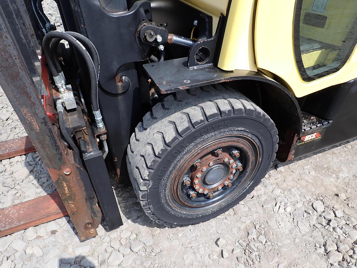 Used 2015 Hyster H80FT Diesel Forklift LOW HOURS! POSITIONERS!