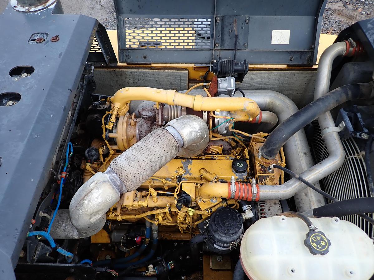 Used 2020 John Deere 300G LC Hydraulic Excavator