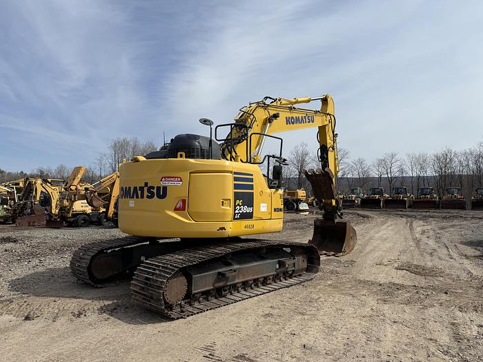 Used Komatsu Pc238