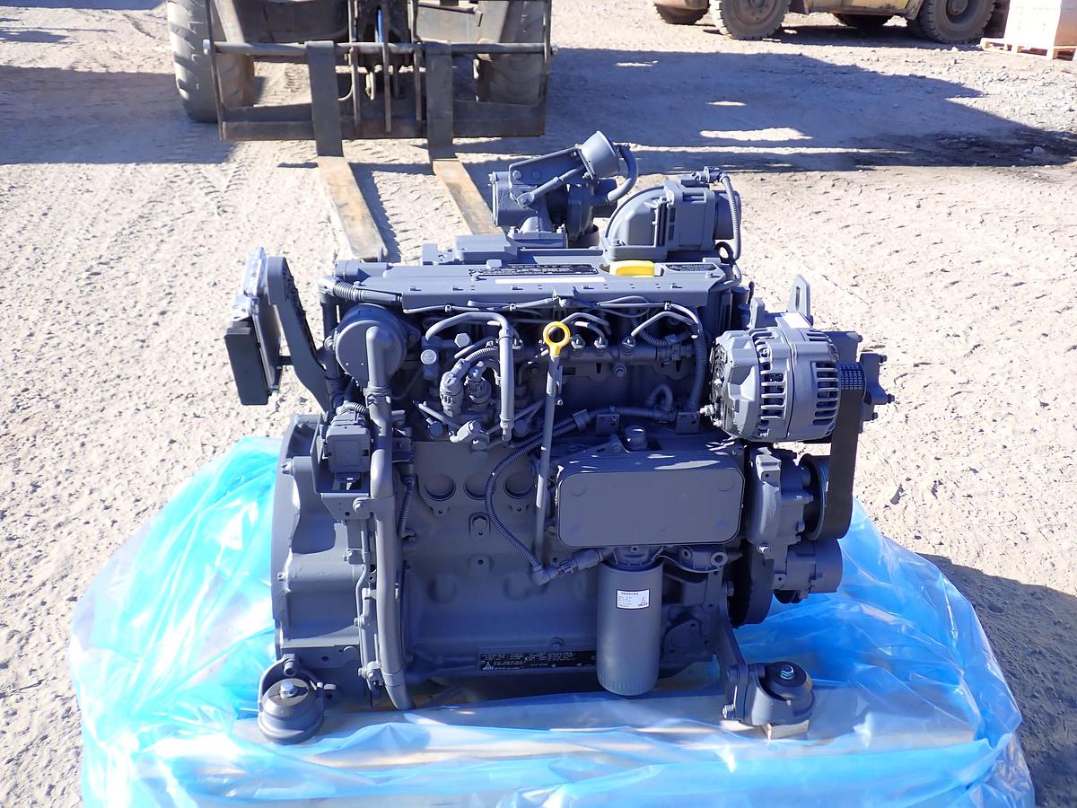Deutz TCD2012 L04 2V FACTORY NEW ENGINES! 138 HP 