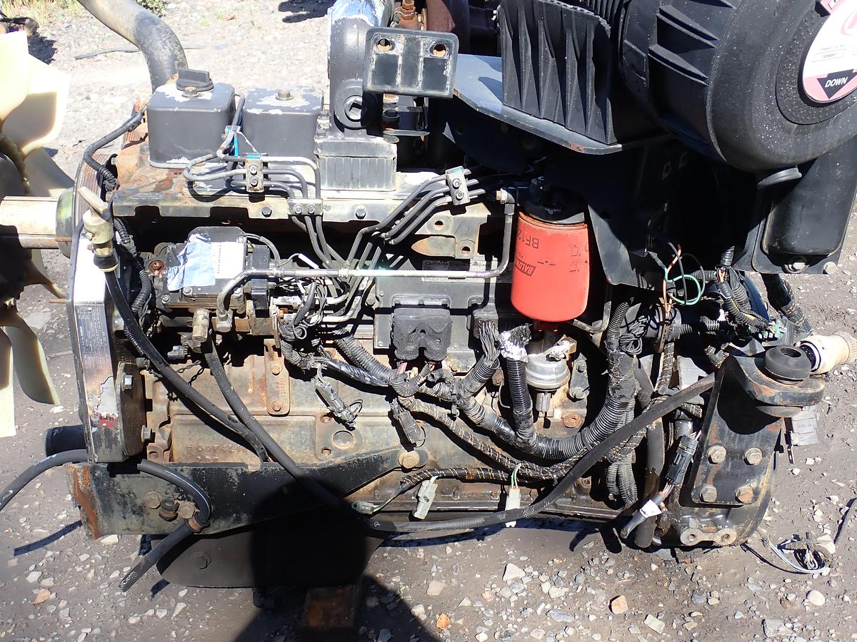 Used 2005 Cummins QSB 5.9 Diesel Engine CPL 8300