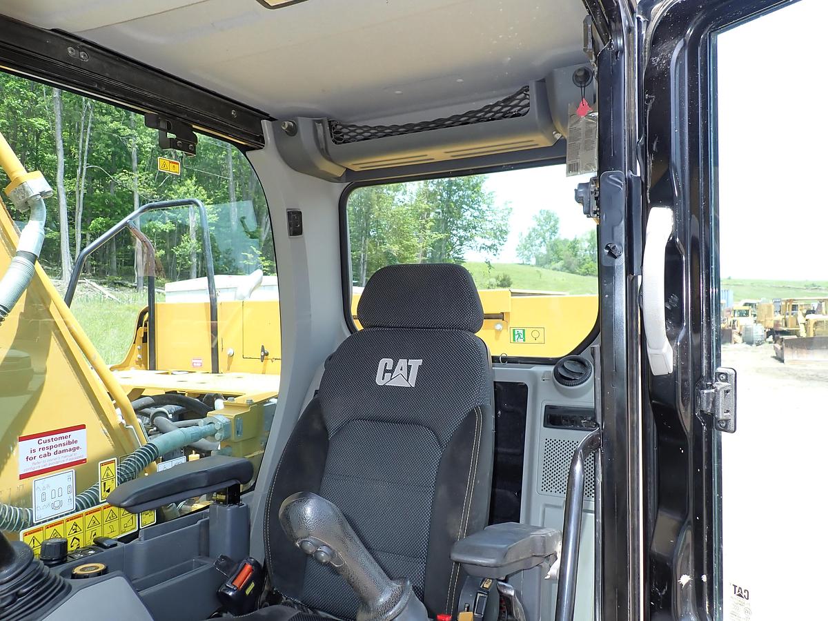 Used 2022 CAT 323 Excavator HYDRAULIC THUMB! 