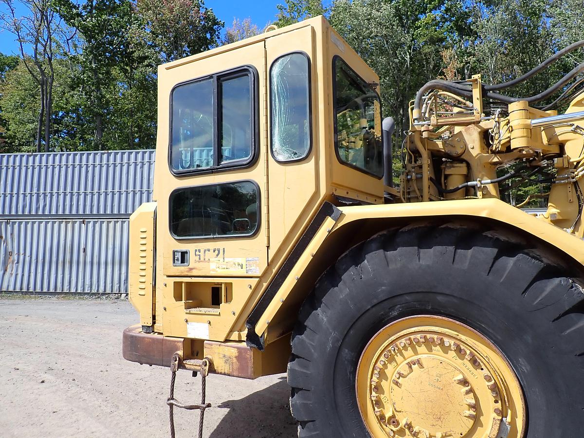 Used 2004 CAT 621G Motor Scraper