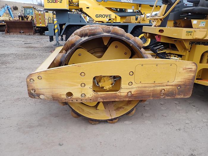 Used 2007 CAT CP-563E Padfoot Compactor