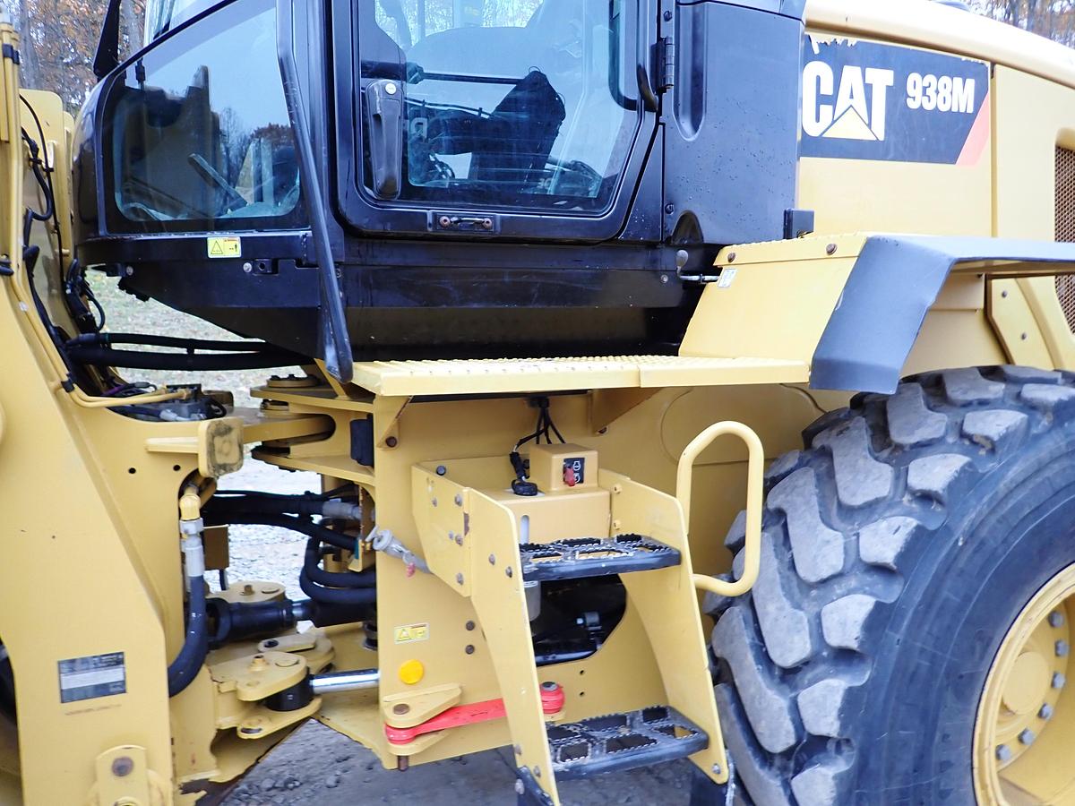 Used 2019 CAT 938M Wheel Loader