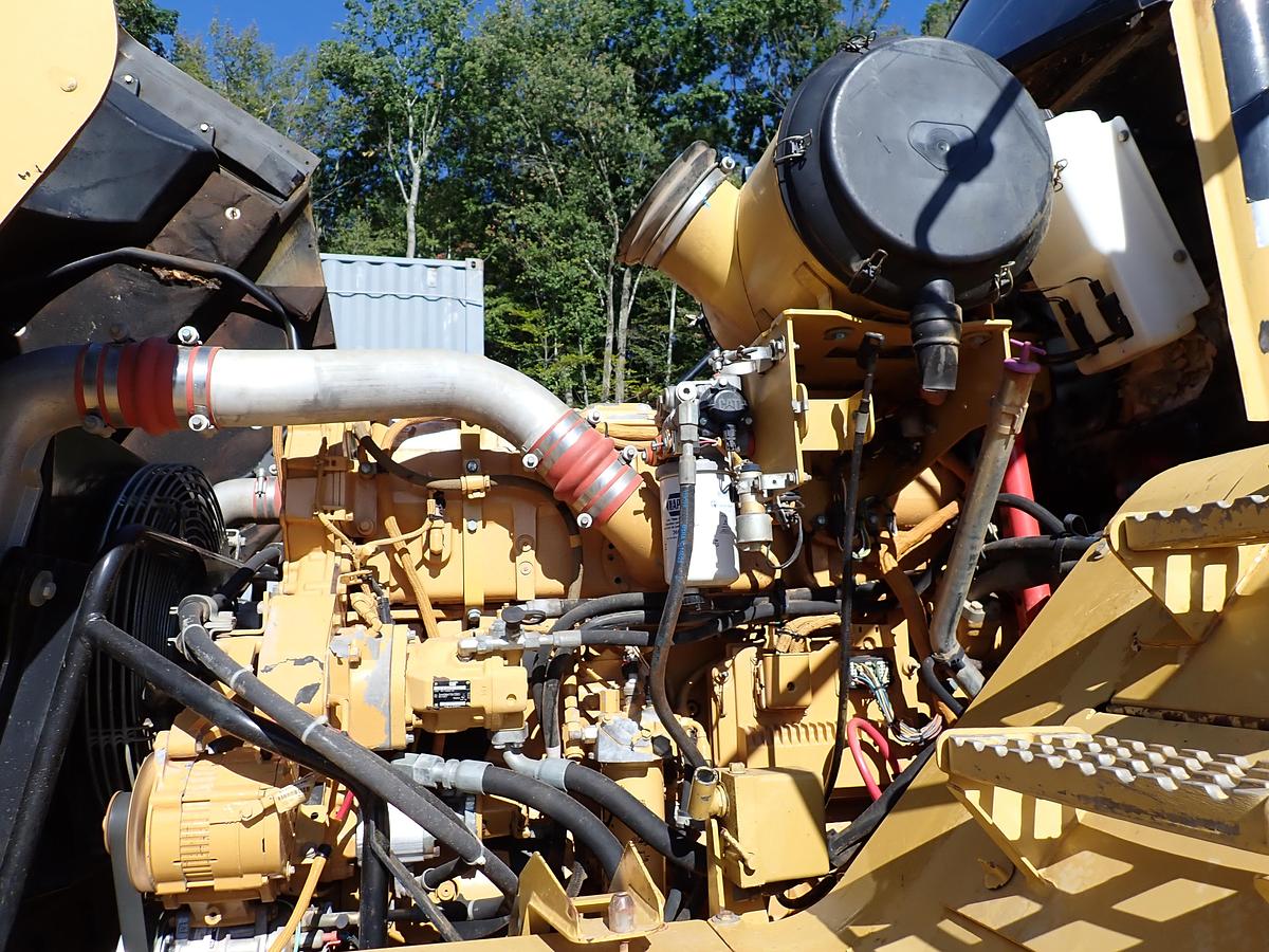 Used 2011 CAT 740 Articulated Haul Truck 7900 HOURS!