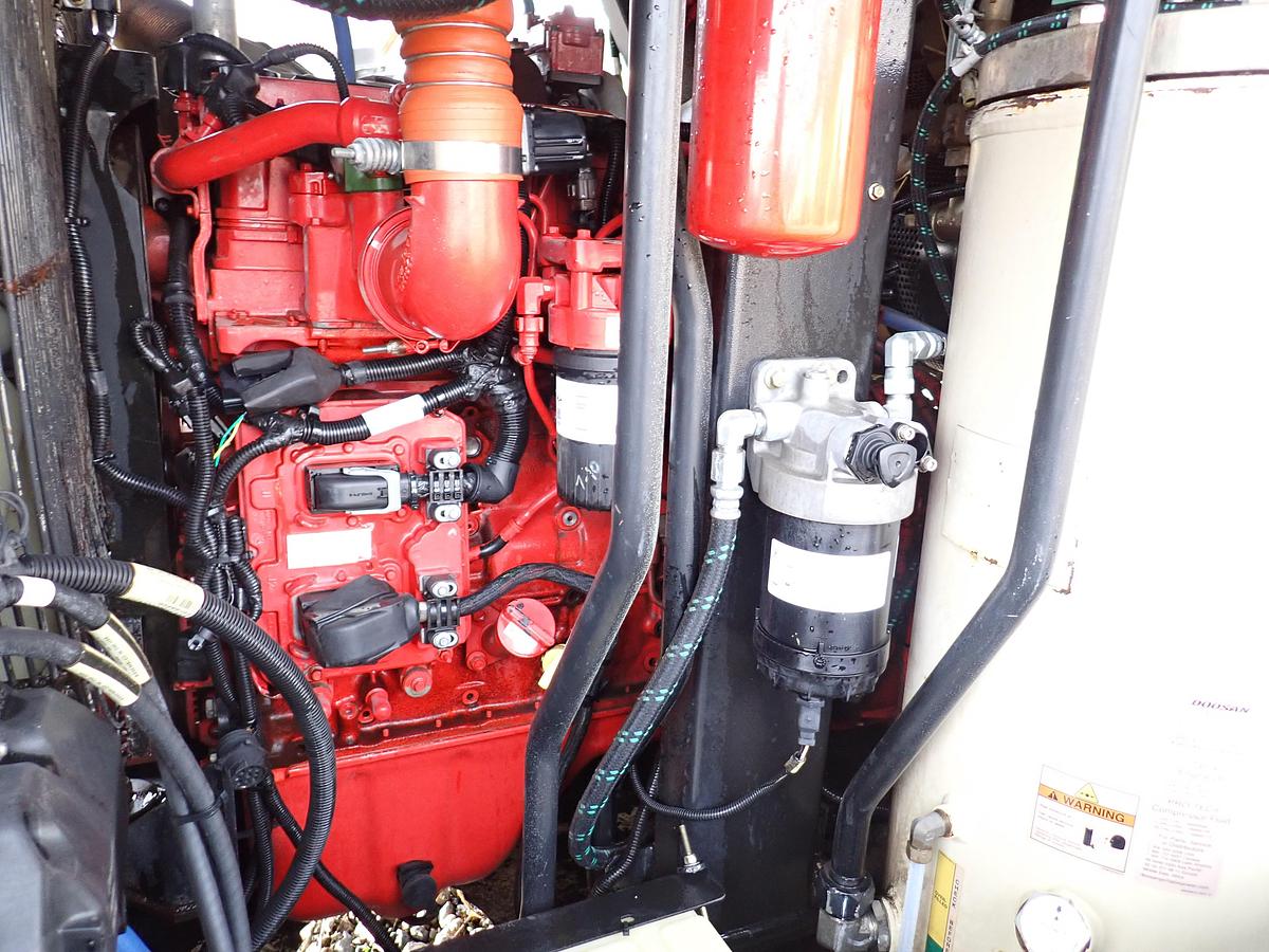 Used 2014 Doosan HP750WCU IQ 750 CFM Air Compressor