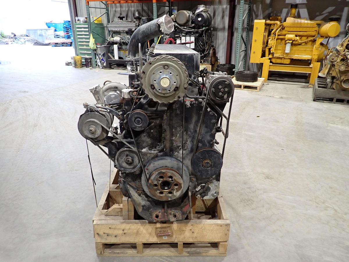 Used 2002 Cummins ISM 350V Diesel Engine CPL 2608 CM570 w/ JAKE BRAKE
