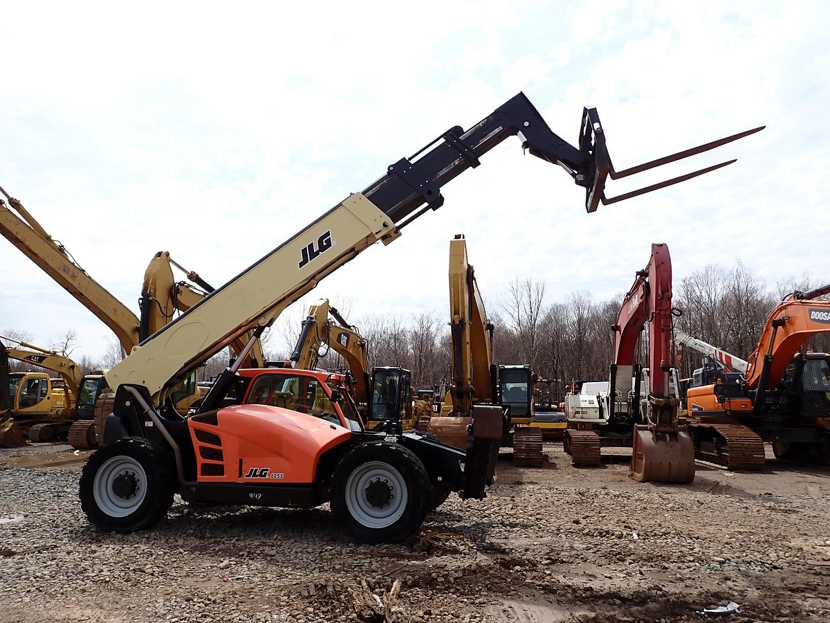 Used 2019 JLG 1255 12K Telehandler
