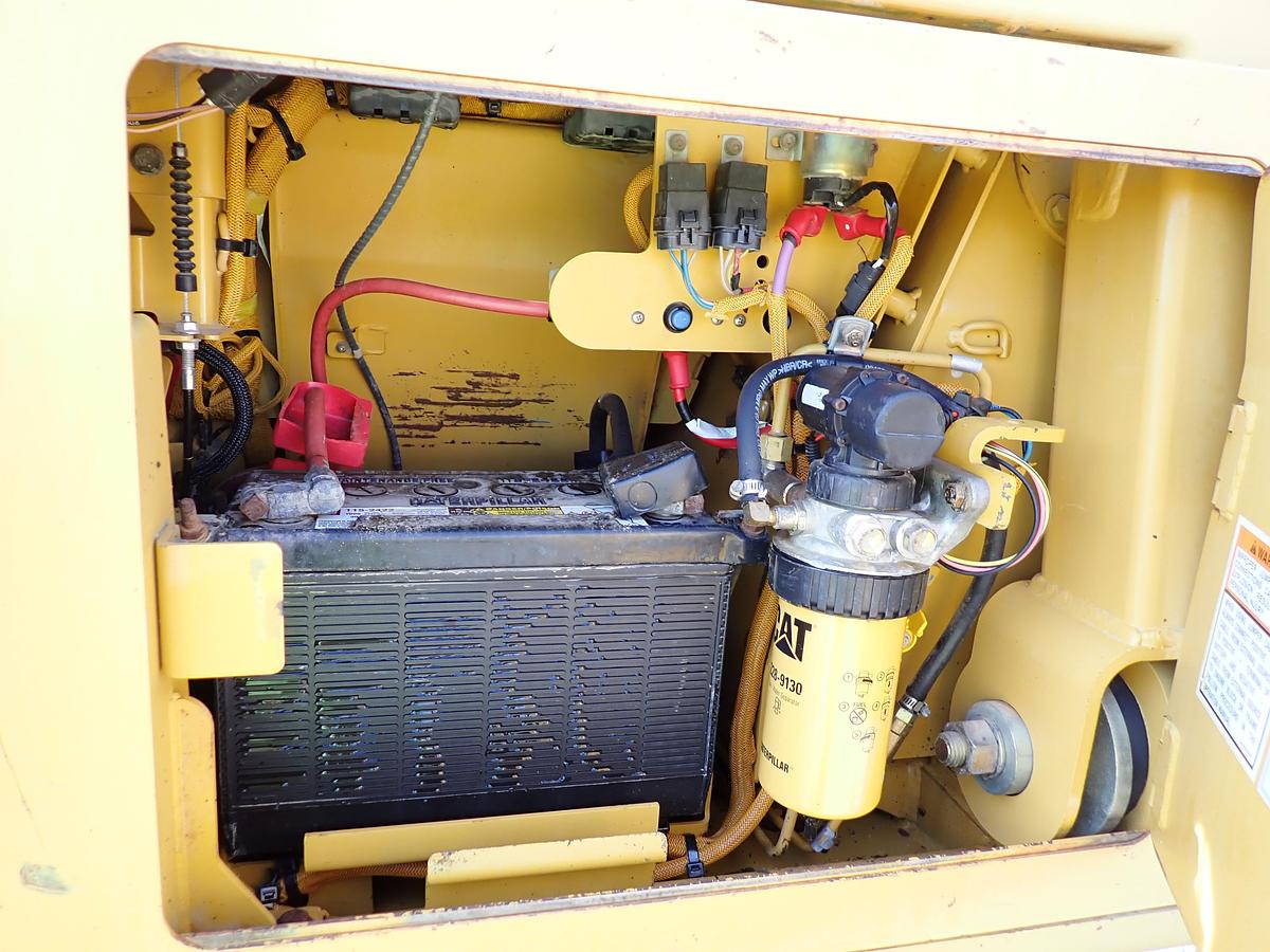 Used 2004 CAT D5G LGP Crawler Dozer