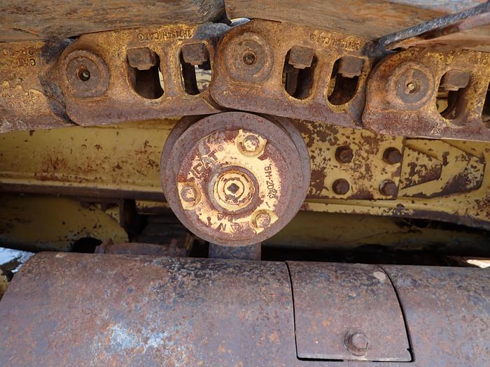 Used 1982 CAT D5B Crawler Dozer w/ CAB & WINCH 