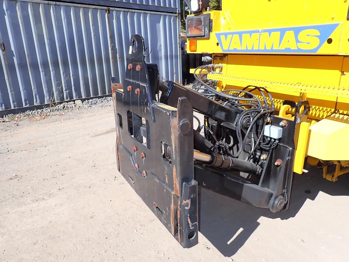 Used 2001 Vammas PSB 5500H Airport Runway Sweeper 