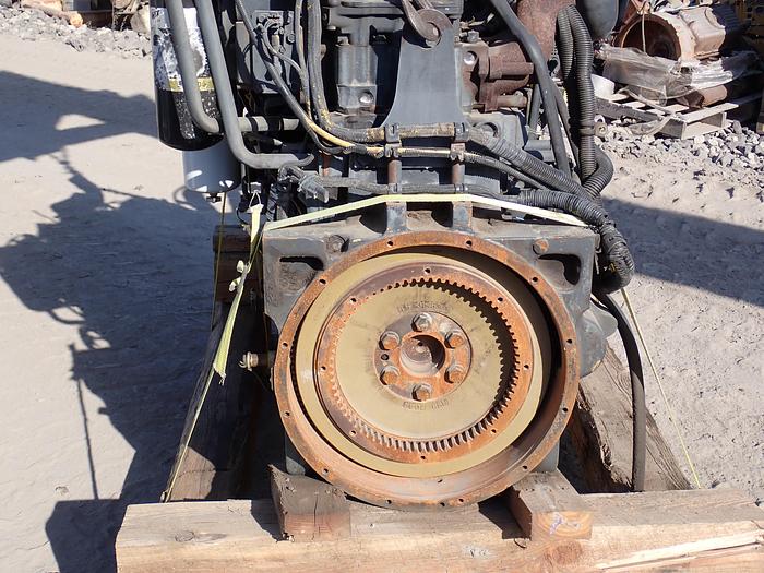 Used 2004 Komatsu SAA6D125E-3