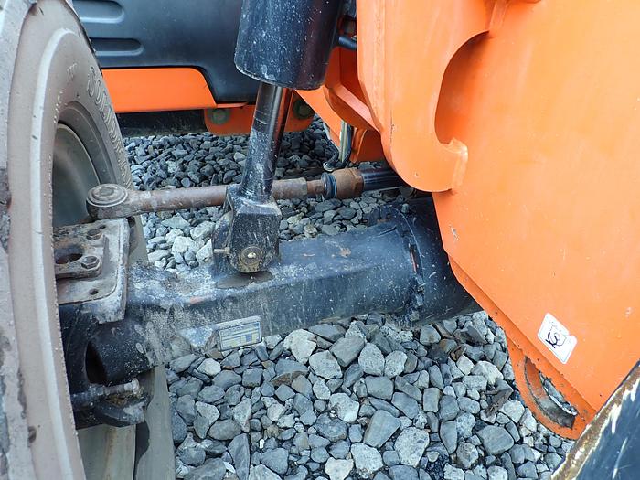 Used 2009 Lull 944E-42