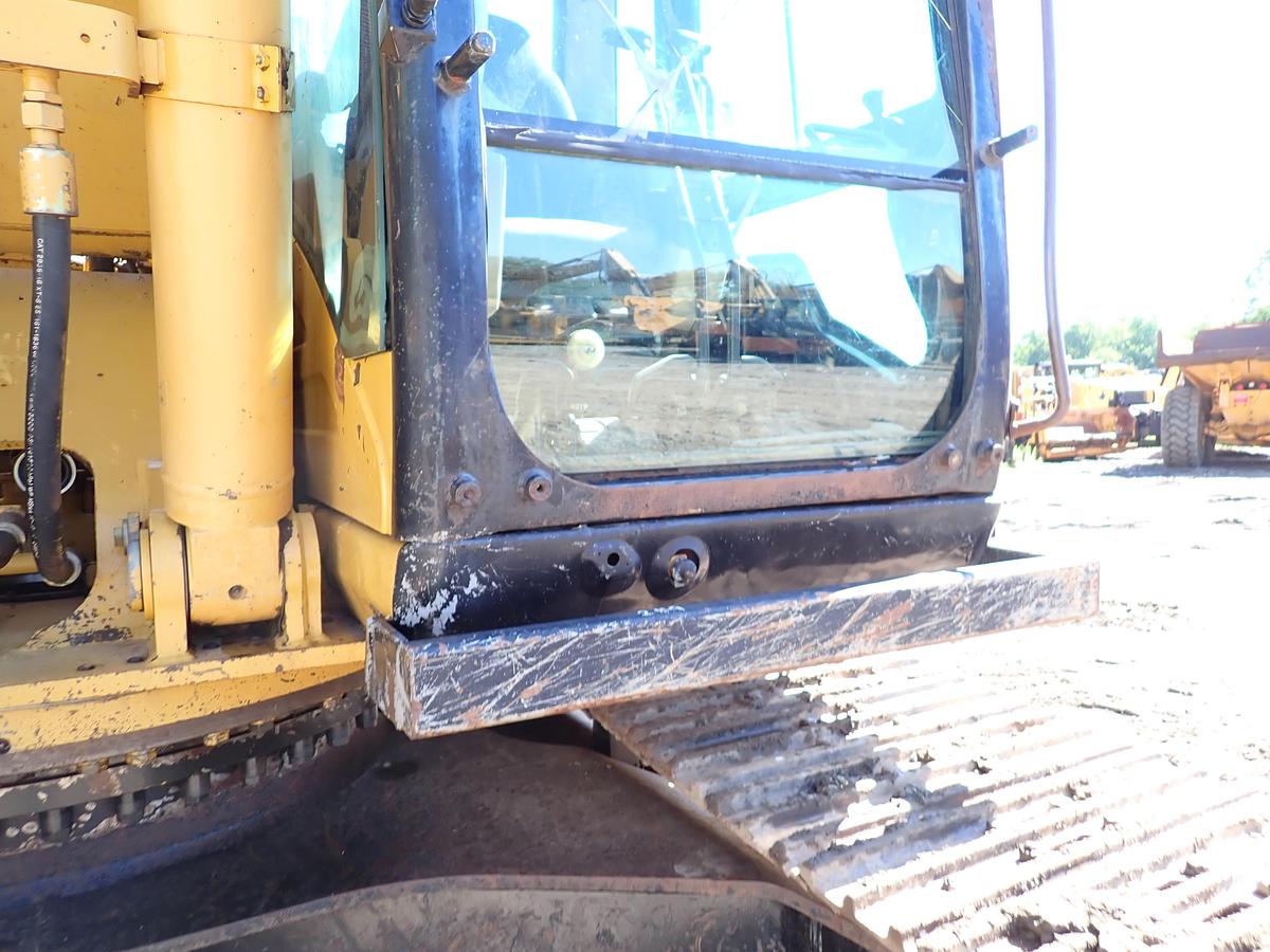 Used 2004 CAT 330CL Hydraulic Excavator