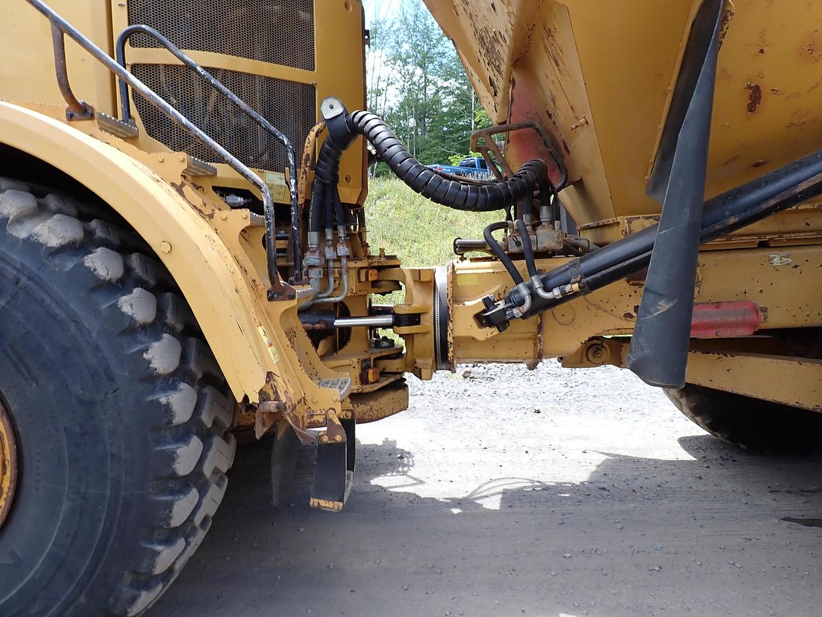 Used 2013 CAT 740B Articulated Haul Truck