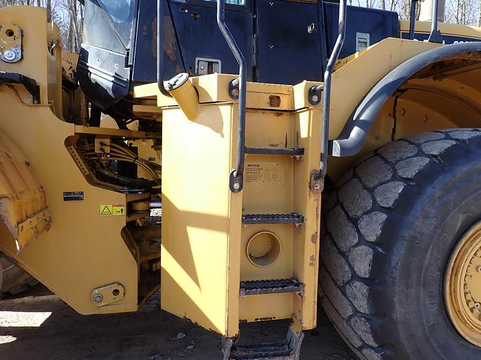 Used 2010 CAT 980H