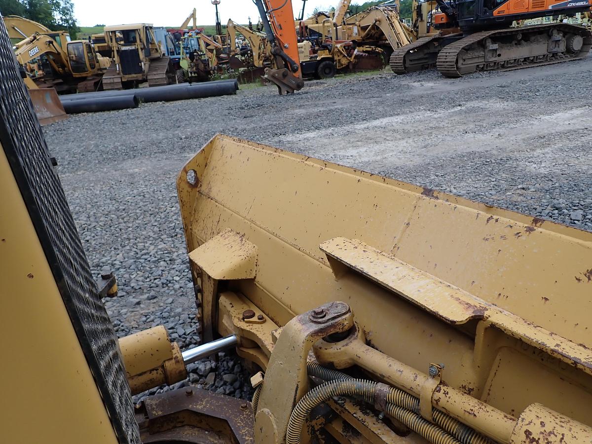 Used 1989 CAT D4H Series II Crawler Dozer 
