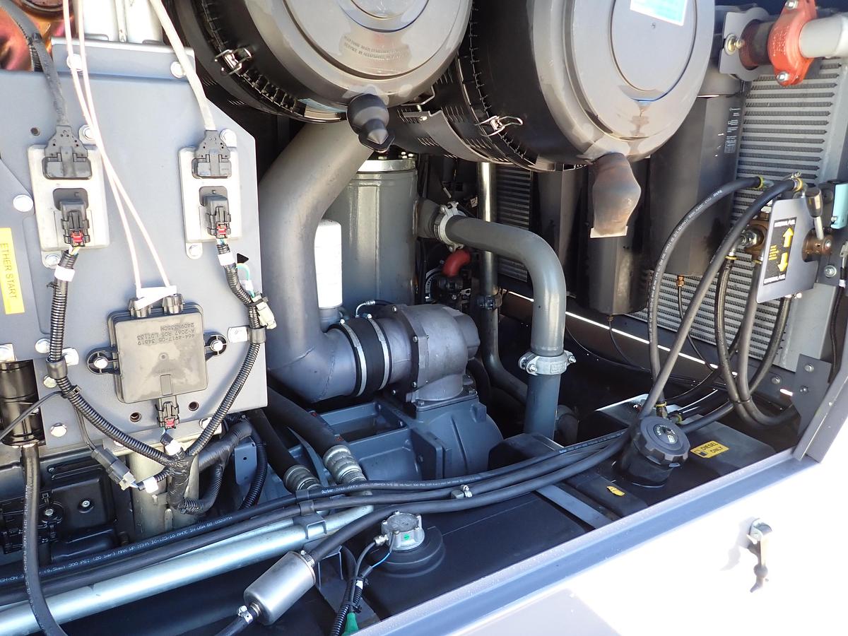 Used 2020 Atlas Copco XAS950 PD8 950 CFM Air Compressor