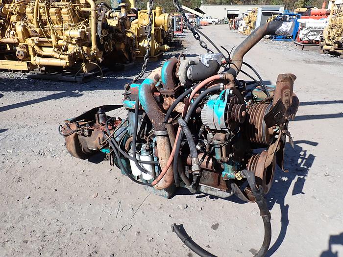 Used 1976 International DT466 Diesel Truck Engine 210 HP