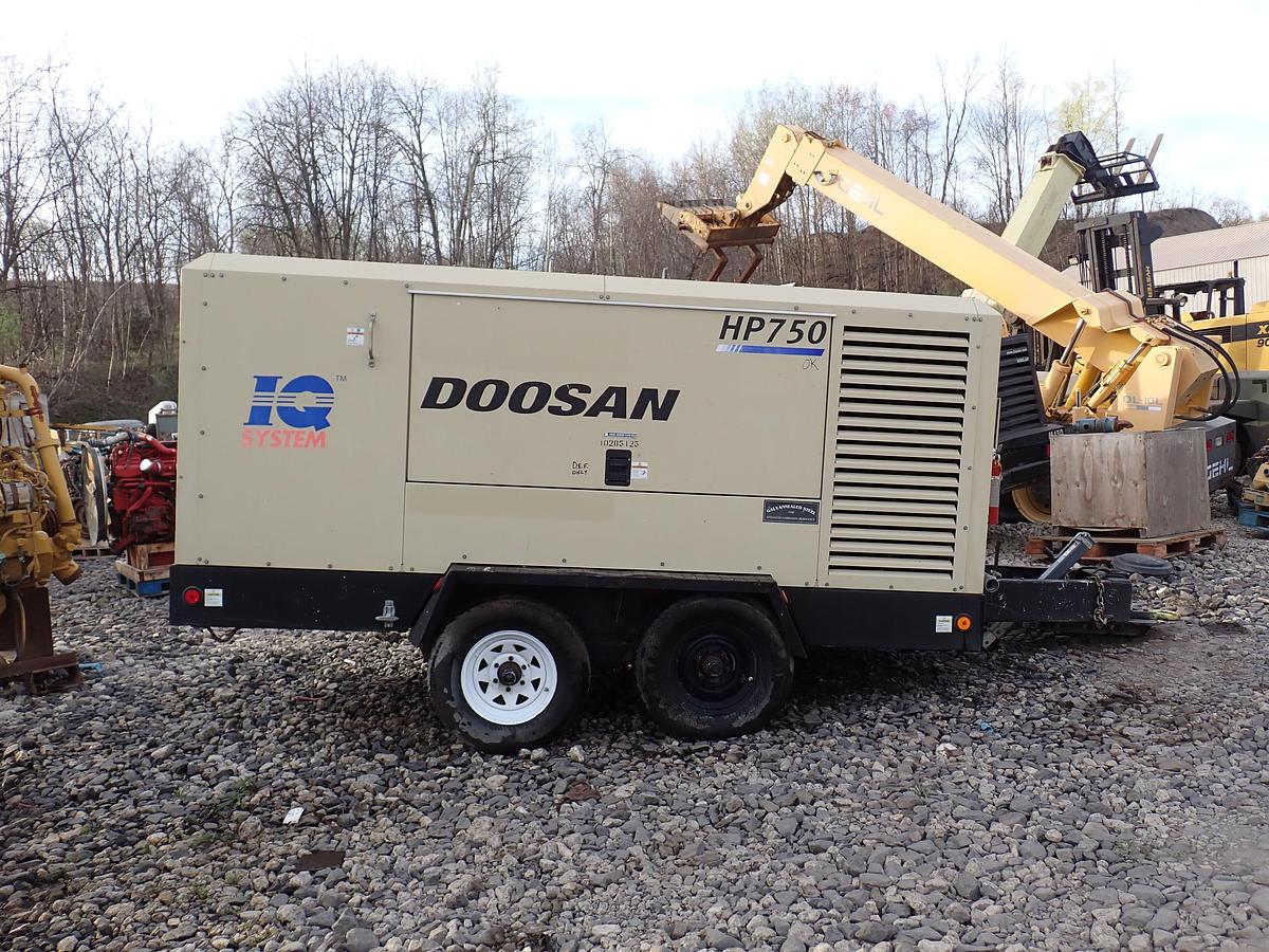 Used 2014 Doosan HP750WCU IQ 750 CFM Air Compressor