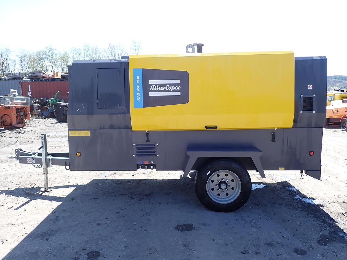 Used 2020 Atlas Copco XAS950 PD8 950 CFM Air Compressor 490 HOURS!!
