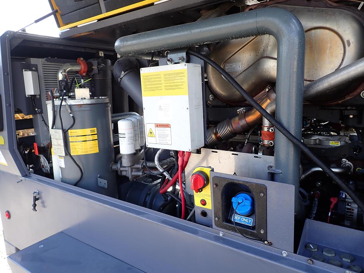 Used 2020 Atlas Copco XAS950 PD8 950 CFM Air Compressor 598 HOURS!!