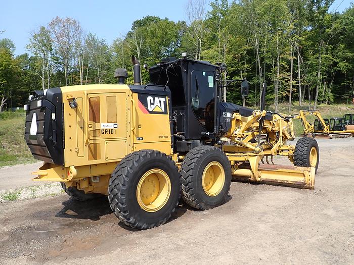 Used 2015 CAT 120M2 AWD