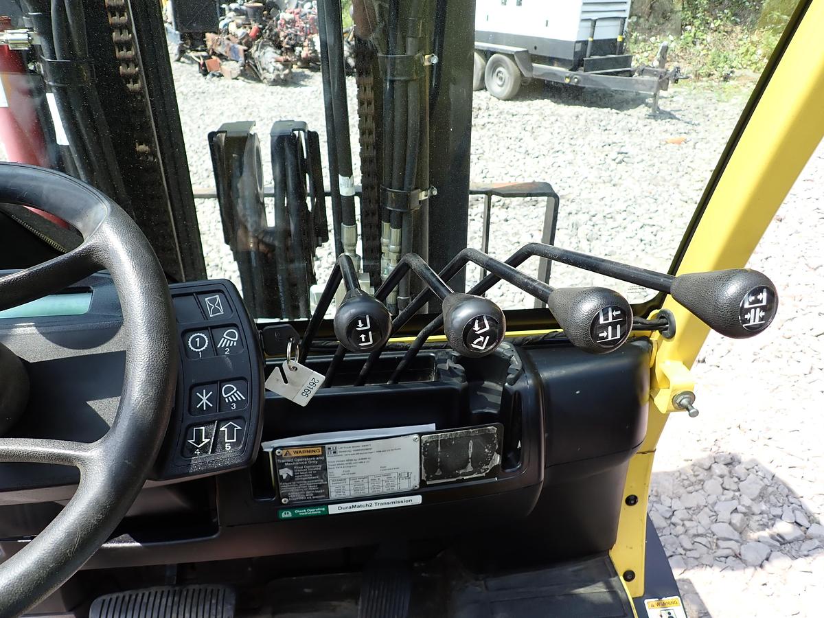 Used 2015 Hyster H80FT Diesel Forklift LOW HOURS! POSITIONERS!