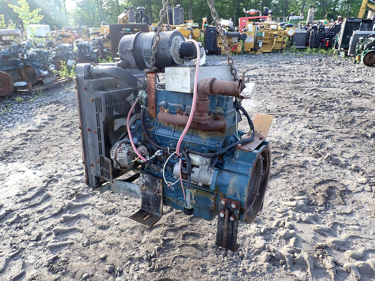 Used Kubota V3300 Diesel Engine POWER UNIT 226 HOURS