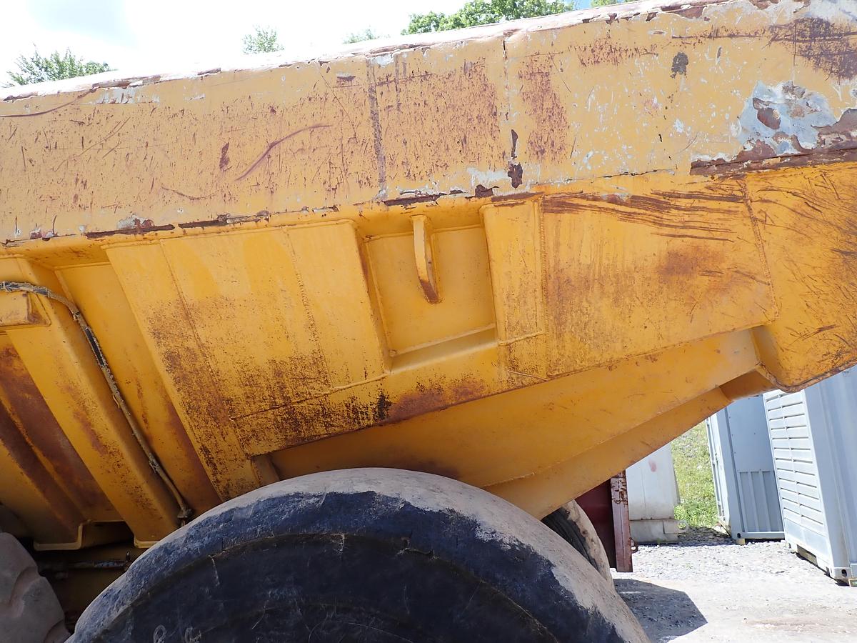 Used 1991 CAT D350D Articulated Haul Truck