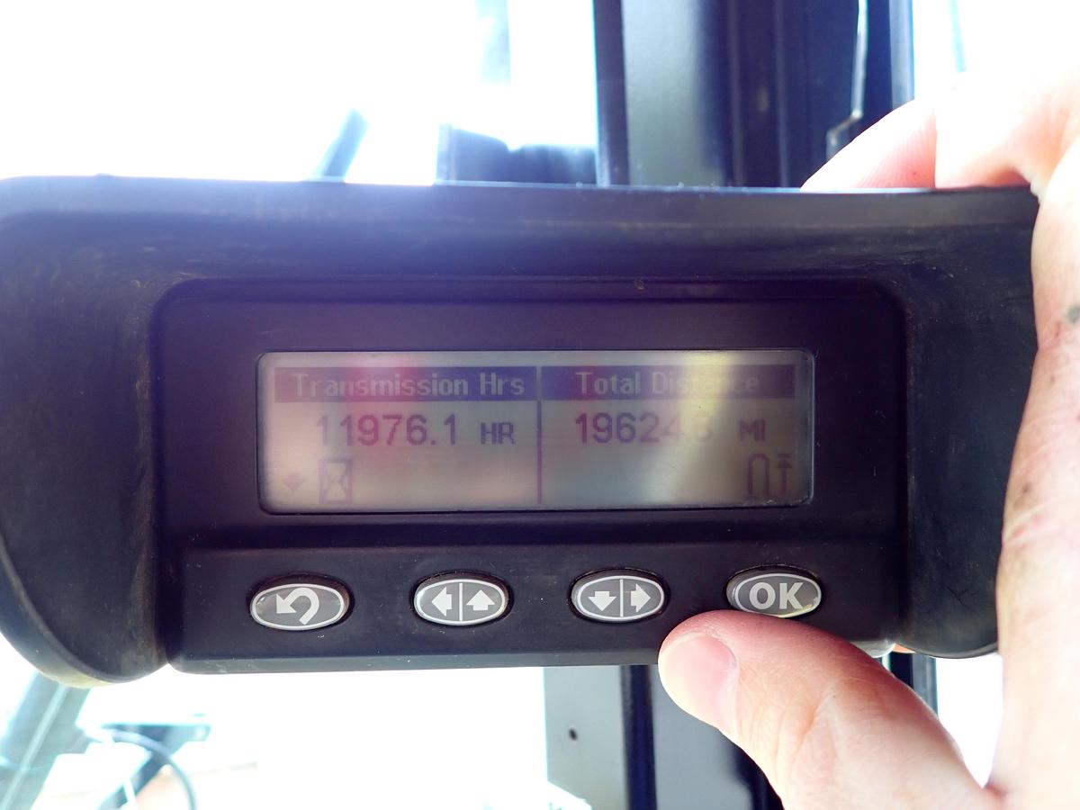 Used 2010 CAT 938H
