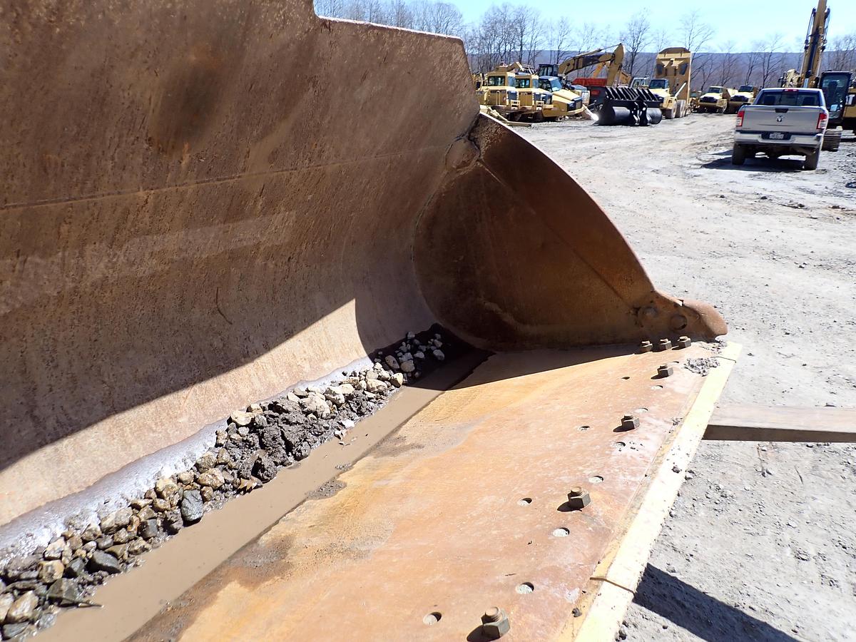 Used 2019 CAT 966M Wheel Loader Q/C & FORKS