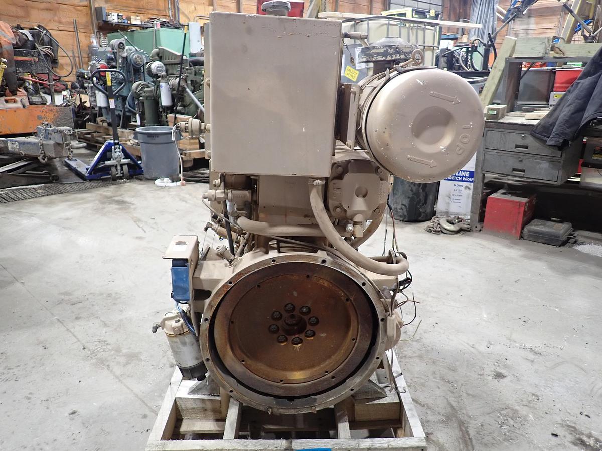 Used 1993 Cummins 4B 3.9 Marine Diesel Engine 