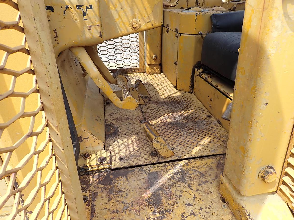 Used 1976 CAT D7G Crawler Dozer FORESTRY PACKAGE w/ WINCH