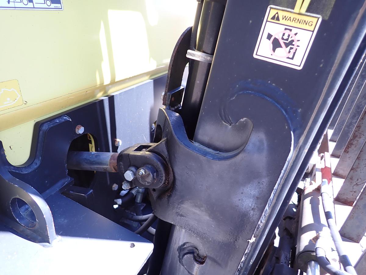 Used 2015 Hyster H80FT Diesel Forklift LOW HOURS! POSITIONERS!