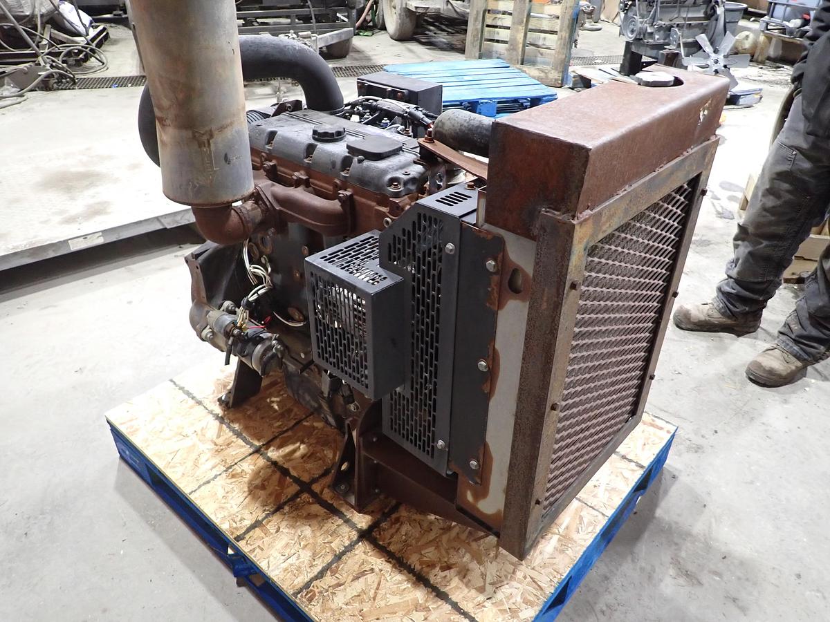 Used 2003 Perkins 1104C-44