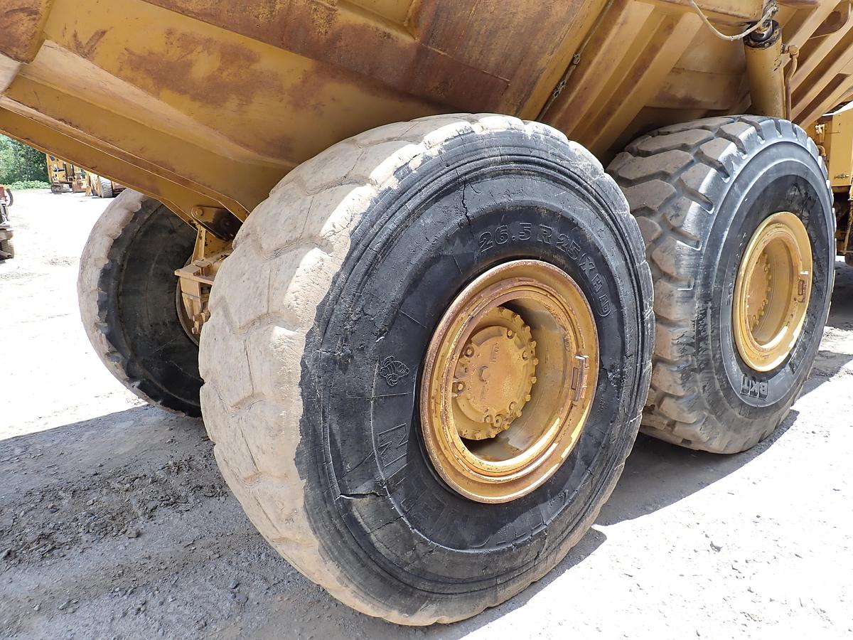 Used 1991 CAT D350D Articulated Haul Truck