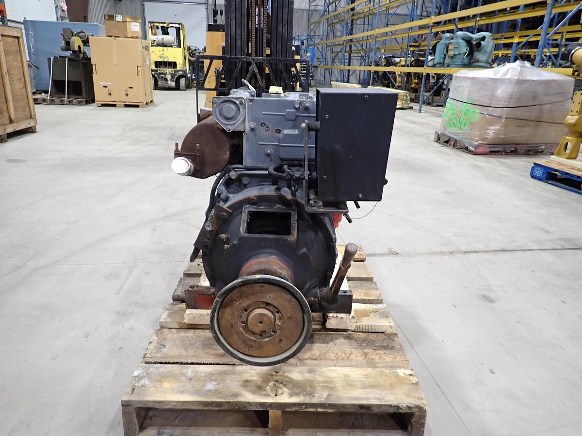 Used 2011 Deutz D2011 L03I Diesel Engine POWER UNIT w/ PTO Clutch