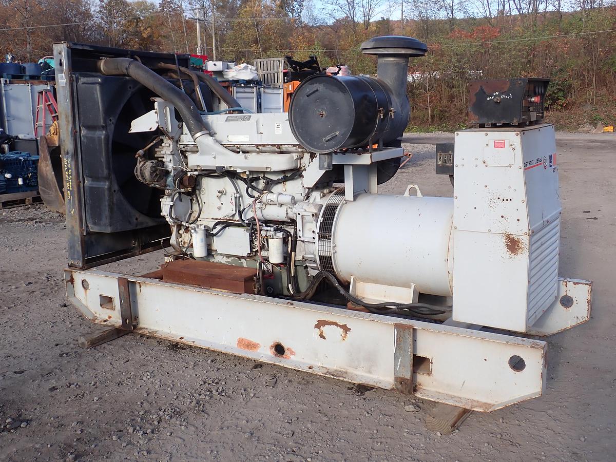 Used 2005 Detroit Diesel 325 KW Generator Set 12.7 Liter Series 60